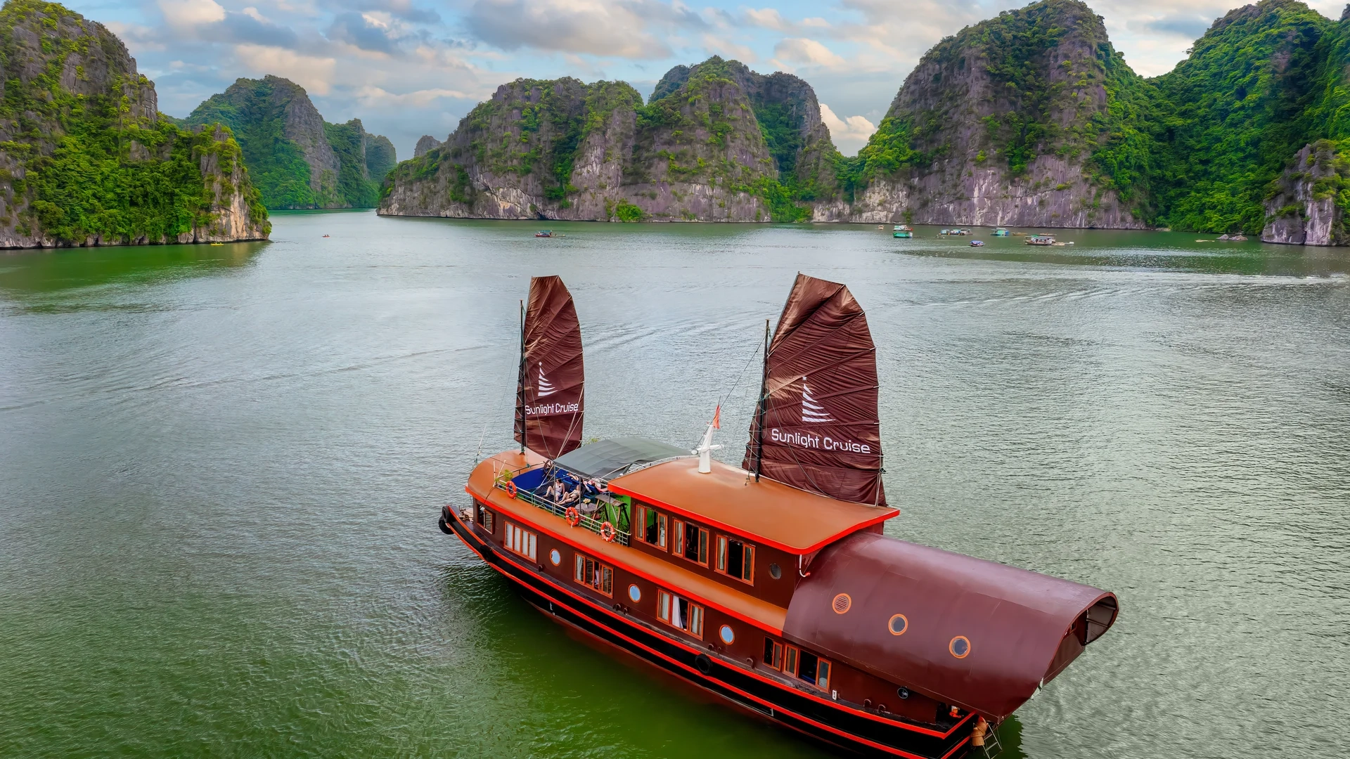 2D1N Tour | Relaxing at Lan Ha Bay and Viet Hai Village on Sunlight Boutique 5 Cruise